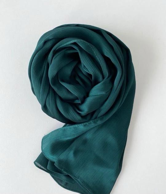 Crinkle Silk Hijaab - Image 17
